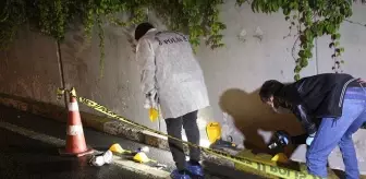 ''Alkol komasına girdik'' deyip çağırdıkları ambulansla eve bırakılmak isteyen şahıslar, reddedilince sağlık çalışanlarına saldırdı