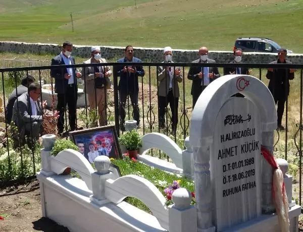 ERZURUM BABASININ TOPRAĞA VERİLDİĞİ GÜN, AHMET'İN DOĞUM GÜNÜ