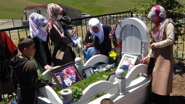 ERZURUM BABASININ TOPRAĞA VERİLDİĞİ GÜN, AHMET'İN DOĞUM GÜNÜ