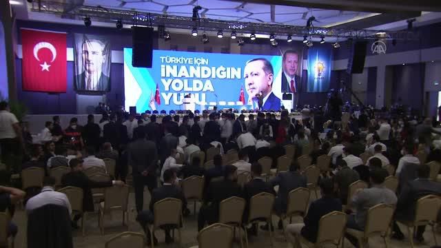 Bakan Ersoy: 'Turizmi yeniden rayına oturtmayı başaracağız'