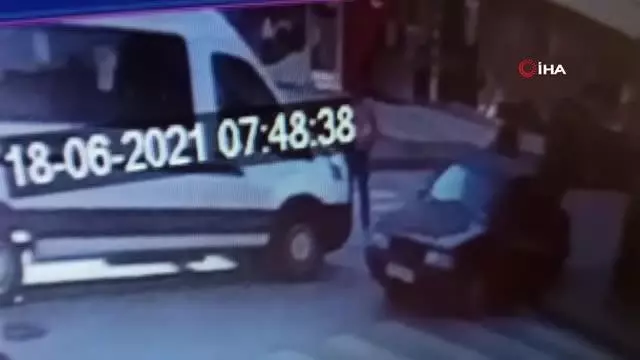 Başkent'te mahalle sakinlerinden kaza tepkisi Başkent'te mahalle sakinlerinden kaza tepkisi