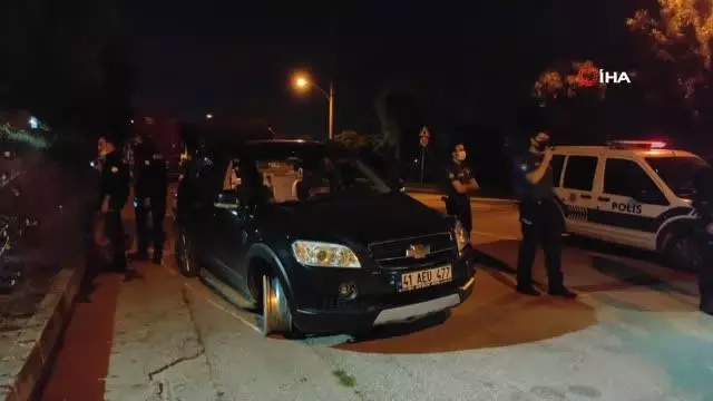 Bekçileri vatandaş yetiştirdi... Bekçilerden kaçarken, kendisini yakalayan sürücüye böyle sitem etti Bekçileri vatandaş yetiştirdi... Bekçilerden kaçarken, kendisini yakalayan sürücüye böyle sitem etti