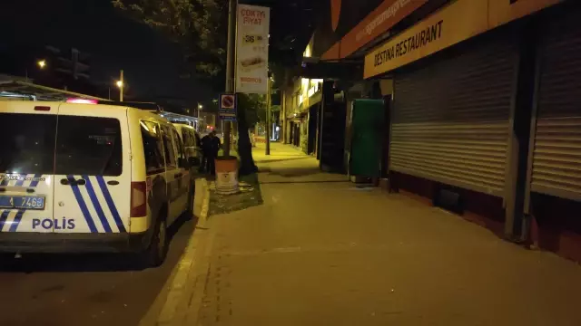 Kısıtlama saatinde açık olan eğlence mekanındaki 26 kişiye para cezası kesildi