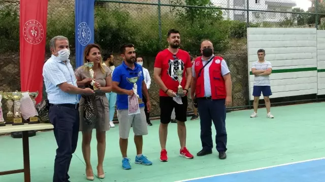 Can Üner Tenis Yaz Turnuvası'nda kupalar sahiplerini buldu