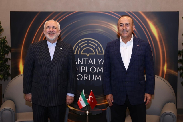 Dışişleri Bakanı Çavuşoğlu'nun diplomasi trafiği