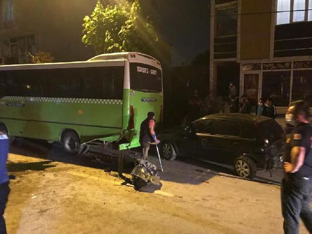 dugun konvoyundaki otomobil park halindeki 3 9 14212320 o