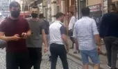 İstanbul'daki zerzele sonrası vatandaşlar kendini sokağa attı İstanbul'daki zerzele sonrası vatandaşlar kendini sokağa attı