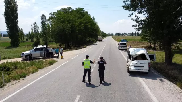 Kaza sonra yerdeki kanları gören vatandaşlar büyük panik yaşadı! Gerçek daha sonra anlaşıldı Kaza sonra yerdeki kanları gören vatandaşlar büyük panik yaşadı! Gerçek daha sonra anlaşıldı