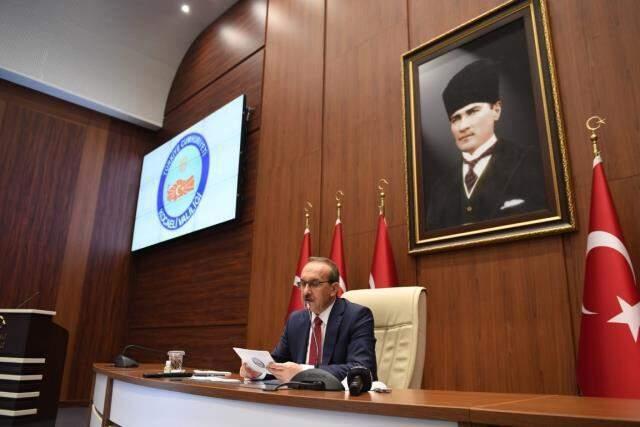Korkutan görüntüler! Uzun uğraşlar sonucu temizlenen sahil yeniden müsilajla kaplandı Korkutan görüntüler! Uzun uğraşlar sonucu temizlenen sahil yeniden müsilajla kaplandı