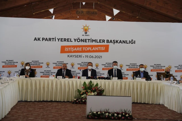 Özhaseki, AK Parti Yerel Yönetimler Başkanlığı İstişare Toplantısı'nda konuştu Açıklaması