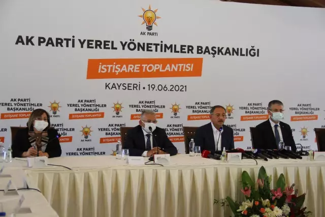 Özhaseki, AK Parti Yerel Yönetimler Başkanlığı İstişare Toplantısı'nda konuştu Açıklaması Özhaseki, AK Parti Yerel Yönetimler Başkanlığı İstişare Toplantısı'nda konuştu Açıklaması