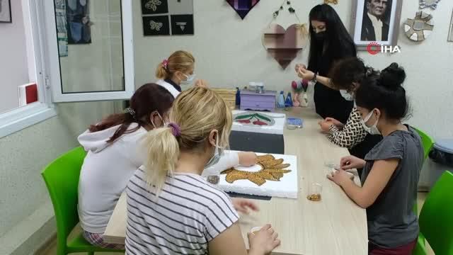 ruh sagligi sorunlarini sanatla asiyorlar 3 14211172 o