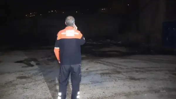 Son Dakika | Yangında, çuvallardaki patlamayla birlikte yayılan koku, paniğe neden oldu