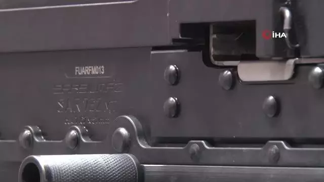 Yerli ve milli olarak üretilen SAR-762-MT ve SAR-56 ilk kez görücüye çıktı Yerli ve milli olarak üretilen SAR-762-MT ve SAR-56 ilk kez görücüye çıktı