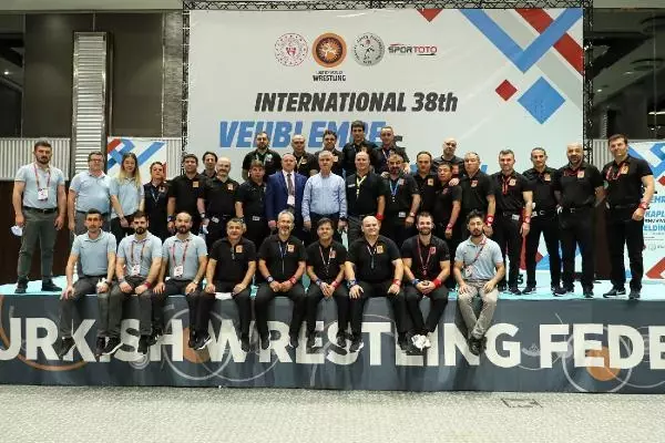 38. Uluslararası Vehbi Emre ve Hamit Kaplan Güreş Turnuvası sona erdi