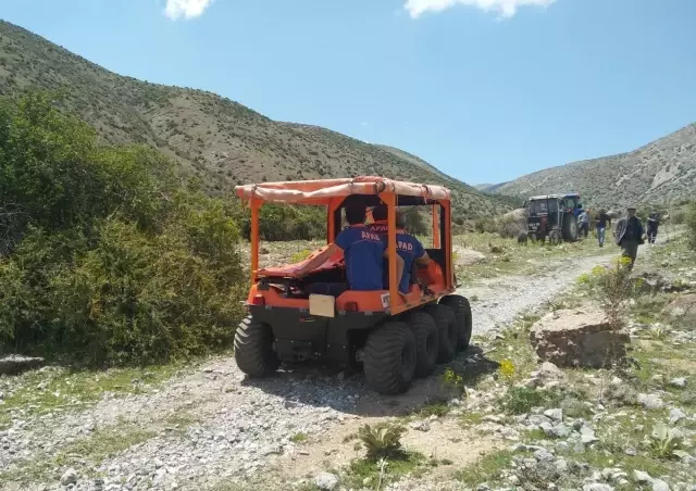 AFYONKARAHİSAR - Yaylada rahatsızlanan bir kişiyi AFAD kurtardı AFYONKARAHİSAR - Yaylada rahatsızlanan bir kişiyi AFAD kurtardı
