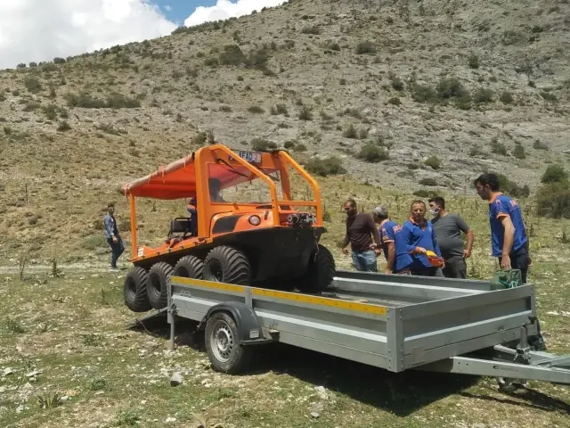 AFYONKARAHİSAR - Yaylada rahatsızlanan bir kişiyi AFAD kurtardı AFYONKARAHİSAR - Yaylada rahatsızlanan bir kişiyi AFAD kurtardı