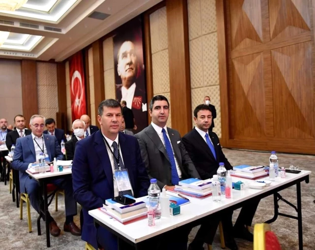 Son dakika haber... Başkan Yüksel, CHP'nin Belediye Başkanları Çalıştayı'na katıldı