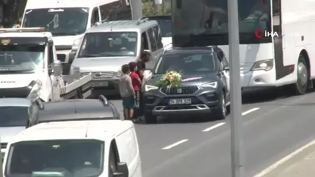 E-5'te çocukların korkutan bahşiş yarışı