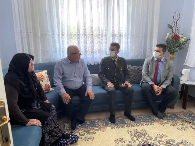 Kaymakam Alpay'dan anlamlı ziyaret