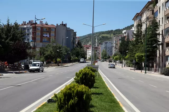 Samsun ve çevre illerde sokağa çıkma kısıtlaması nedeniyle sakinlik yaşanıyor Samsun ve çevre illerde sokağa çıkma kısıtlaması nedeniyle sakinlik yaşanıyor