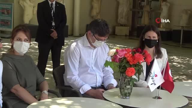 ukrayna disisleri bakani dmitro kuleba tum 4 14213141 o