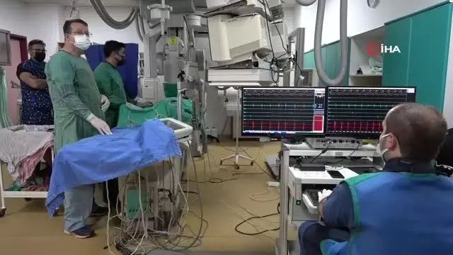 ZBEÜ doktorlarından kalp hastalığında başarı oranı yüzde 98'lik uygulama ZBEÜ doktorlarından kalp hastalığında başarı oranı yüzde 98'lik uygulama