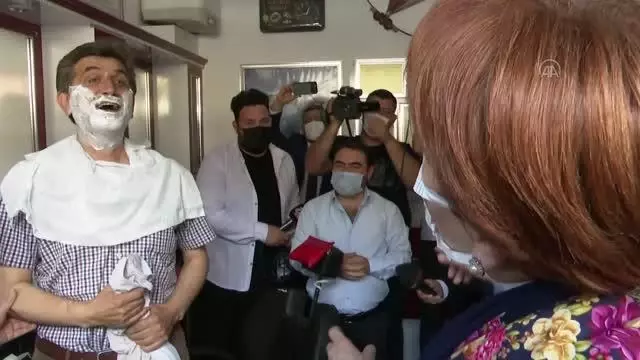 AFYONKARAHİSAR - Akşener esnafı ziyaret etti (4) AFYONKARAHİSAR - Akşener esnafı ziyaret etti (4)