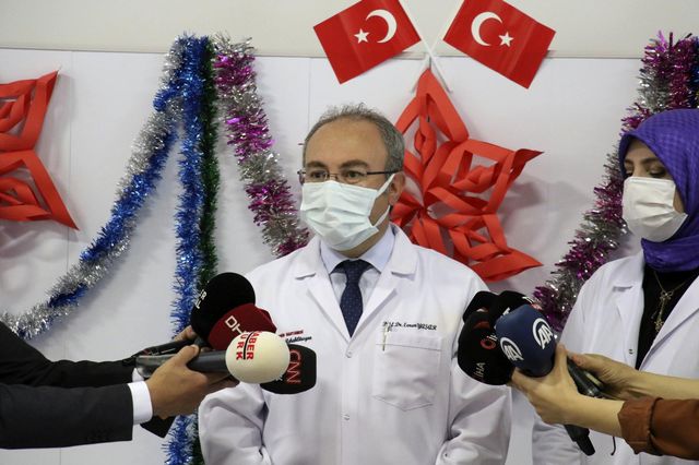 ameliyatla ayrilan siyam ikizlerine dogum gun 10 14214554 o