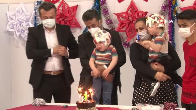 ameliyatla ayrilan siyam ikizlerine dogum gun 14214554 o