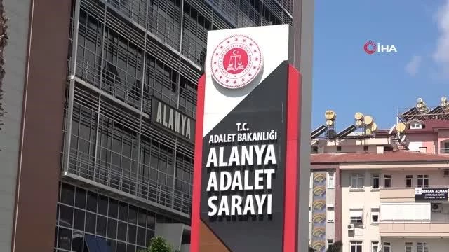Antalya'da insan tacirlerine operasyonda 6 tutuklama