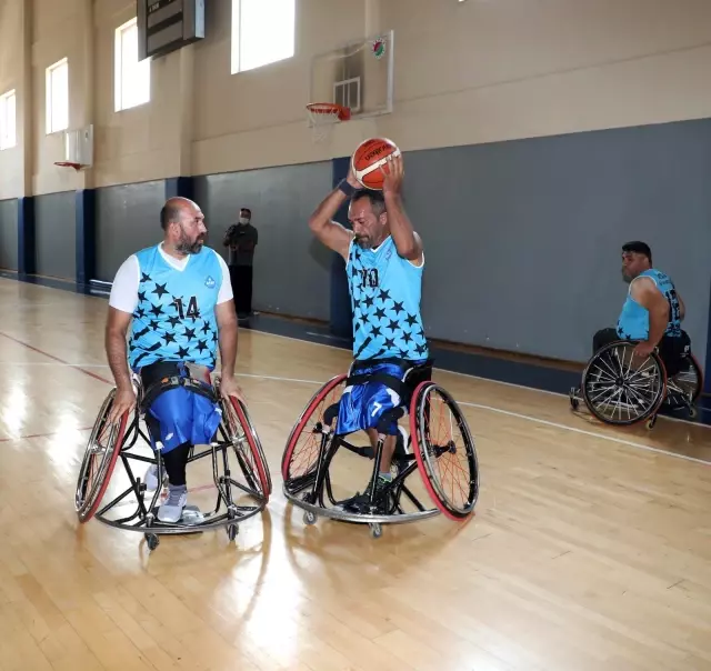 Asat Tekerlekli Sandalye Basketbol Takımı Şampiyonaya