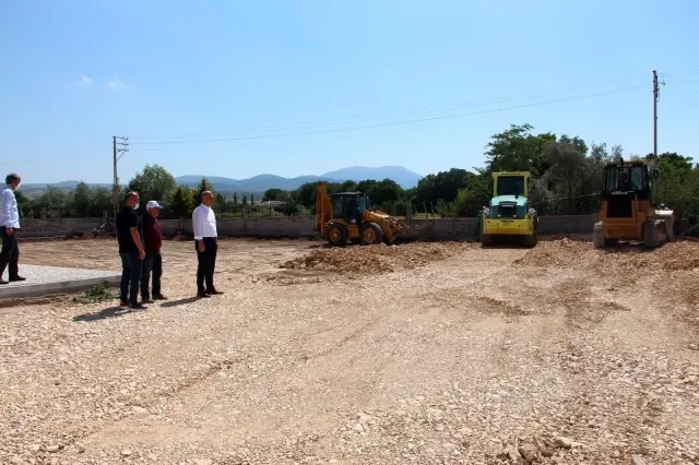 Çevre düzenleme ve peyzaj çalışmalarına başlandı Çevre düzenleme ve peyzaj çalışmalarına başlandı