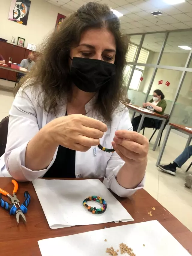 Temizlik Görevlisine Babalar Günü Sürprizi