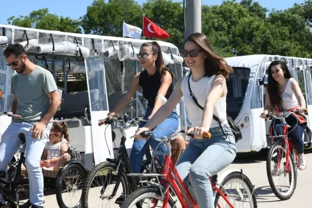 Kuş Cenneti'nde Çevre Dostu Gezinti