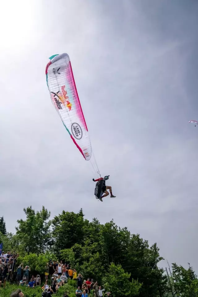 Red Bull X-Alps 10. şampiyonunu arıyor