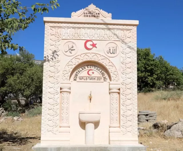 Son dakika haberi! Siirt'te şehit mezarları yenilendi, Şehitler Çeşmesi açıldı Son dakika haberi! Siirt'te şehit mezarları yenilendi, Şehitler Çeşmesi açıldı