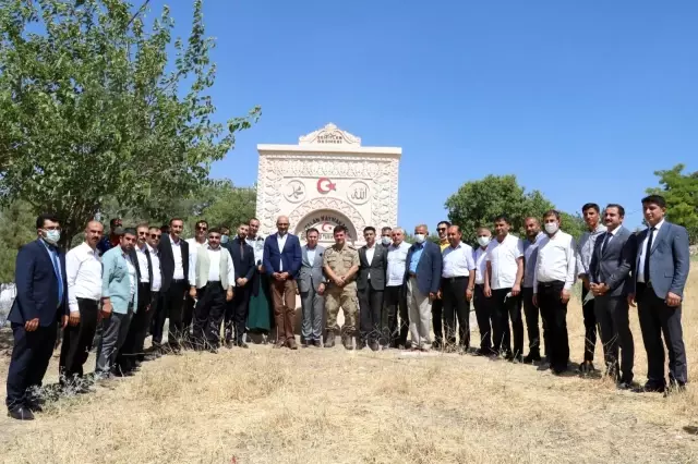 Son dakika haberi! Siirt'te şehit mezarları yenilendi, Şehitler Çeşmesi açıldı Son dakika haberi! Siirt'te şehit mezarları yenilendi, Şehitler Çeşmesi açıldı