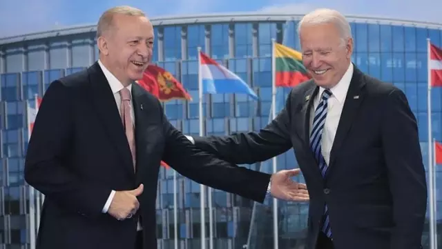 ABD ile ilişkilerde yeni dönem Cumhurbaşkanı Erdoğan'ın sözlerine yansıdı: Biden ile mutabık kaldık ABD ile ilişkilerde yeni dönem Cumhurbaşkanı Erdoğan'ın sözlerine yansıdı: Biden ile mutabık kaldık