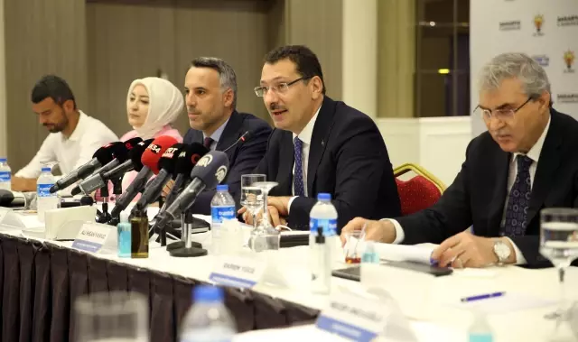 AK Parti Sakarya milletvekilleri basınla bir araya geldi