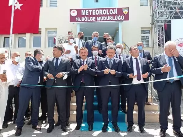 Pakdemirli: 'Tüm vatandaşlarımızın ve sektörlerin meteorolojik verilere anlık ulaşması içinde birçok uygulamayı devreye soktuk'