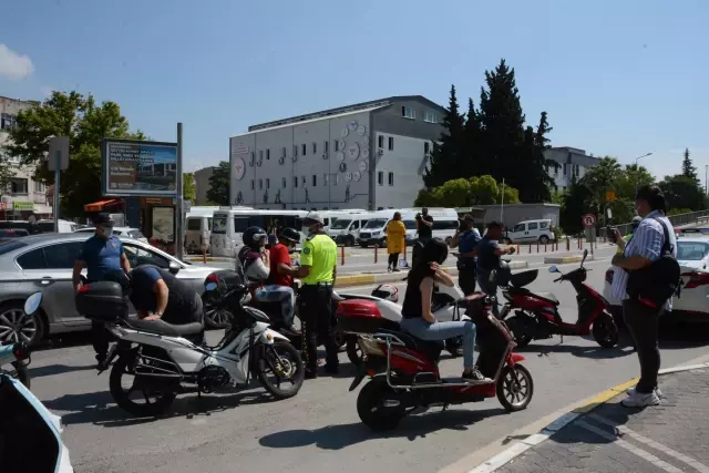 Kurallara uymayan sürücülere ceza kesildi