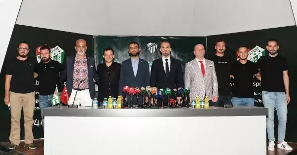 SPOR Bursaspor, Mustafa Er ile sözleşme imzaladı