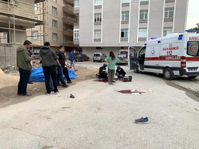 Eşini öldürüp intihar etti