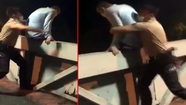 Üst geçitte intihara kalkışan adamı, bekçi son anda böyle kurtardı Üst geçitte intihara kalkışan adamı, bekçi son anda böyle kurtardı