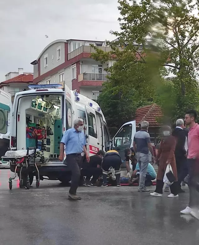 Kamyonet ile elektrikli bisiklet çarpıştı: 2 yaralı