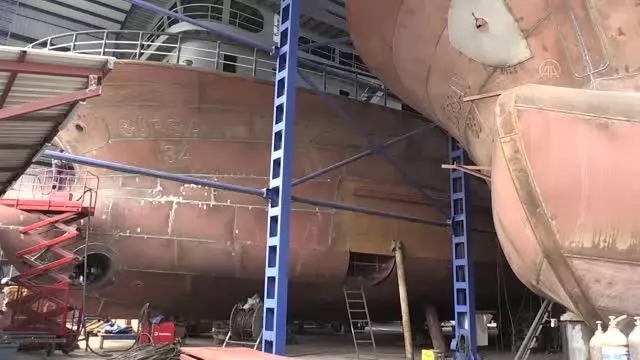 Karadenizli balıkçıların yıpranan tekneleri bakıma girdi