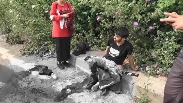 KIZ ARKADAŞIYLA YÜRÜRKEN POMPALI TÜFEKLİ SALDIRIDA YARALANDI
