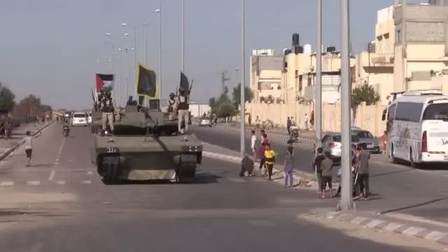 Kudüs Seriyyeleri askeri geçit töreni düzenlendi