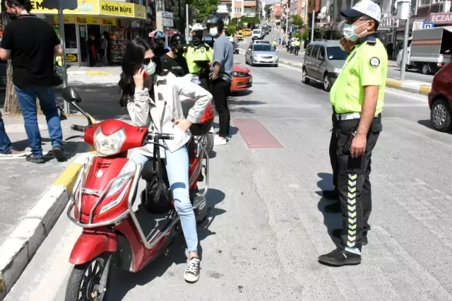 Kurallara uymayan sürücülere ceza kesildi